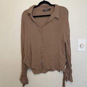 Missguided Women's Tan Button-Down Shirt